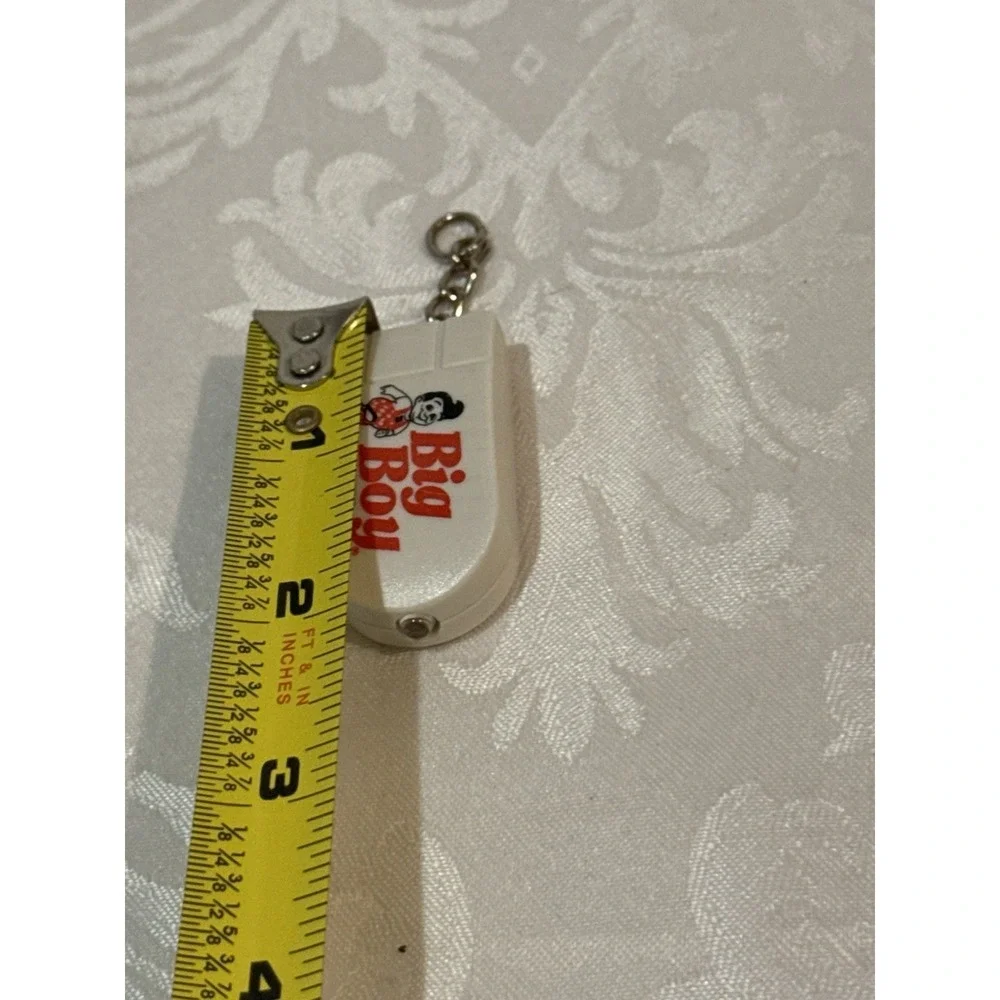 vintage‎ advertising premium keychain featuring the Big Boy LED flashlight